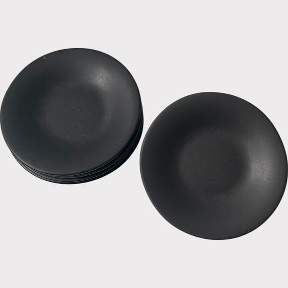 Pottery Barn Ellipse Saucer Dishes Set of 5 Black Made in Japan Stoneware 6" - Picture 2 of 10